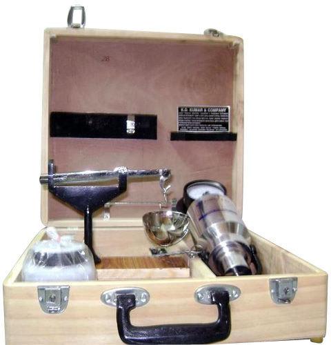 Rapid Moisture Tester, Certification : ISI Certified