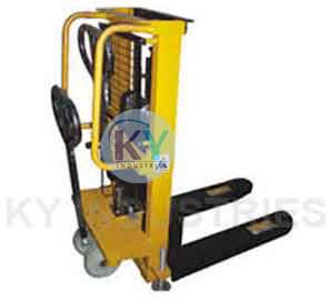 Mini Stacker, Capacity : 500/1500/2000 Kgs