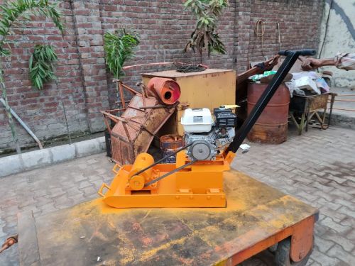 Electric 195Kg. Plate Compactor, Certification : ISO 9001-2015 Certified Co.