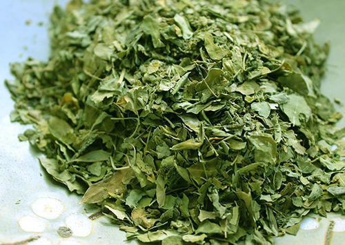 Moringa Dried Cut Leaves, Packaging Type : Bag