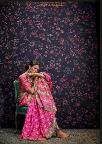 Looking Beautiful Designer Potla Print Sarees, Occasion : Wedding Wear