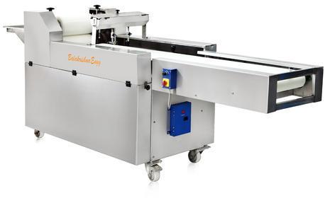 Automatic Stainless Steel Paratha Making Machine, Voltage : 440V