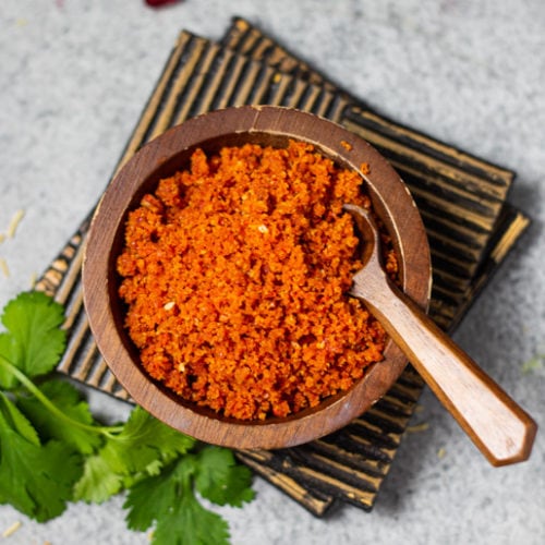 Garlic Chutney, For Cooking, Snacks, Feature : Hygienic, Longer Shelf Life, Non Harmful, Tasty Delicious