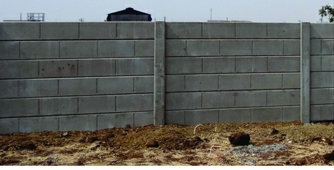 Polished Prestressed Compound Wall, For Boundaries, Construction, Size : 40x40ft, 45x45ft, 50x50ft