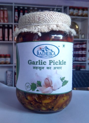 Badrika Garlic Pickle, Packaging Size : 500g