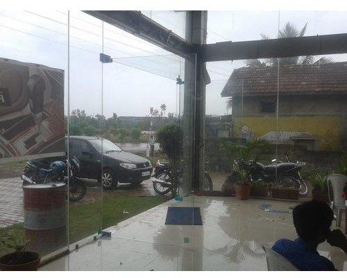 Rectangular Polished Frameless Glass Partition, For Office, Pattern : Plain