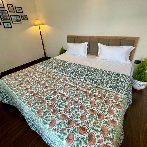 100% Cotton Bari Quilt