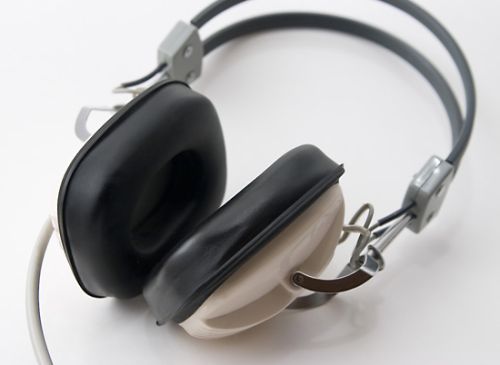 Headphone, For Call Centre, Music Playing, Feature : Adjustable, Clear Sound, Durable