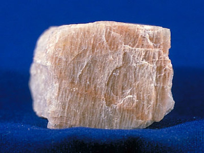 Natural Potash Feldspar, For Cement, Ceramics, Feature : Fine Finished