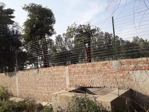 Barbed Wire Fencing Services