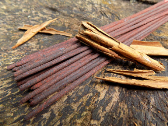 Cinnamon Incense Sticks