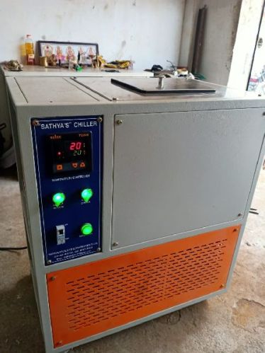 Mild Steel Electric Polished Chiller Plant, For Water Cooling, Power : 3-6kw