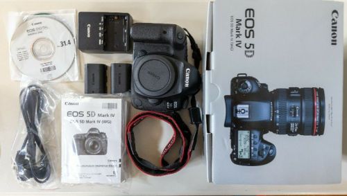 Canon EOS 5D Mark IV + Accessories