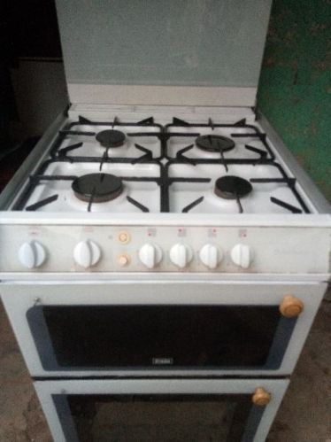 Bitter kola, Moisture : 12%