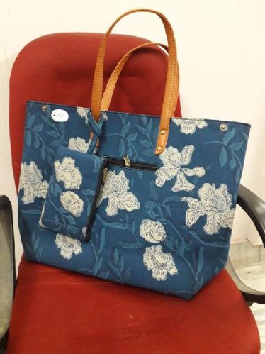 Printed Cotton Pure Indian Tote, Occasion : Casual Use, Collage Use