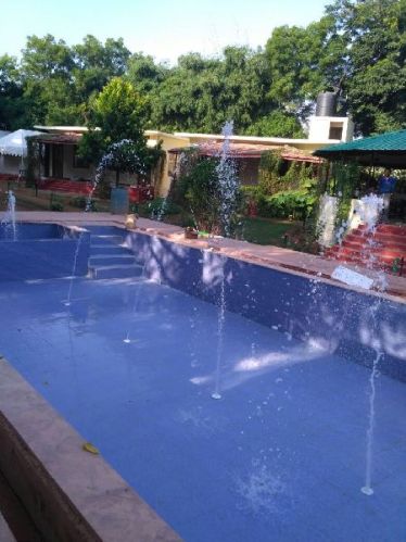 Polished Swimming Pool, Capacity : 0-5000L, 10000-20000L