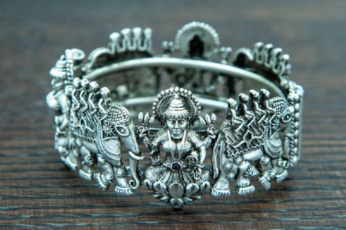 Polished Alloy Silver Antique Temple Bangle, Occasion : Casual Wear, Festive Wear, Party Wear, Wedding Wear