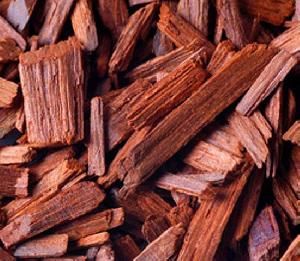 Rectangular Grinded Red Sandalwood Chips, For Making Furniture, Size : Standard