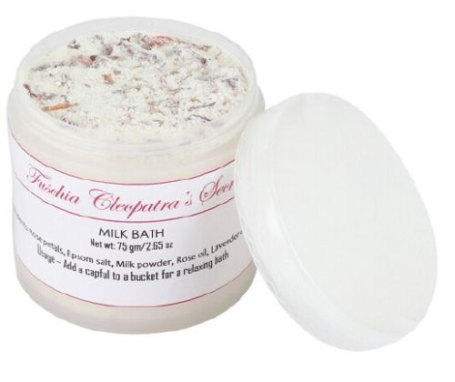 Milk Bath Scrub, For Personal Use, Packaging Size : 75 Gram