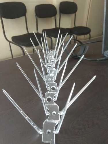 Rectangular Anti Bird Polycarbonate Spike, For Insect Protection, Size : 13 Inch