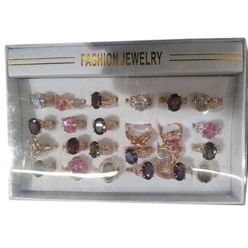 Metal Fashion Finger Ring, Color : Golden