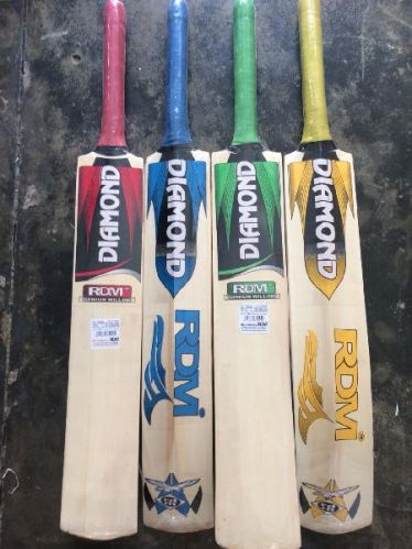1kg Plastic Rdm Cricket Bat, Feature : Fine Finish, Premium Quality