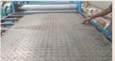 Galvanized Iron Checkered Plate, For Industrial, Certification : ISI Certified