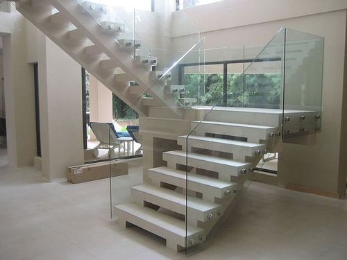 Polished Glass Stair Railing, Feature : Attractive Designs, Optimum Quality, High Strength