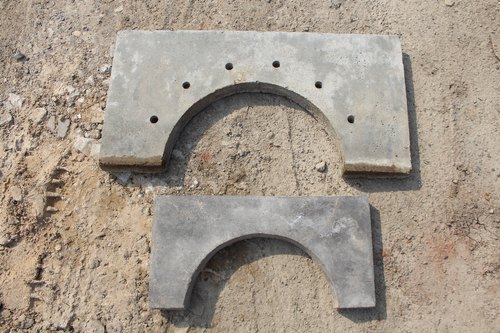 Rectangle RCC Tree Guards, Width : 620 Mm