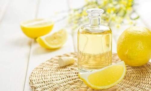 Lemon Fragrance Oil, For Cosmetics, Form : Liquid