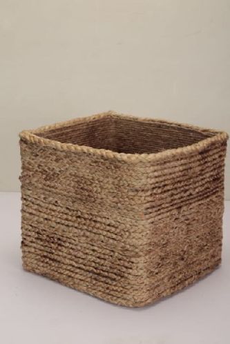 Polished Plain Jute Planter, Packaging Type : Cardboard Box