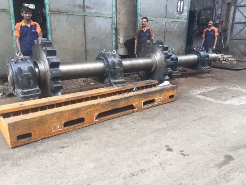 Steel Heavy Sprocket Shaft, Feature : Hard Structure, Non Breakable
