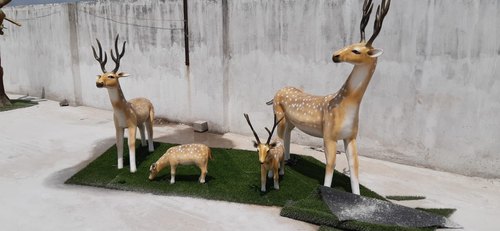 Polished FRP Deer Statue, For Dust Resistance, Size : 5 Feet