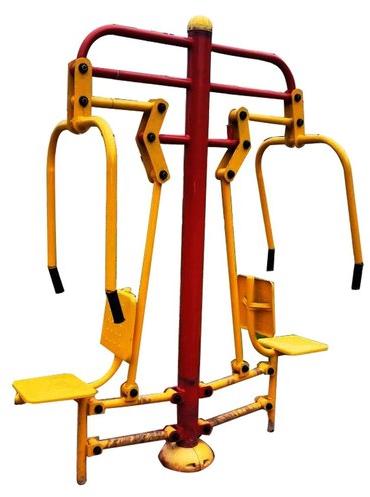 Iron Outdoor Gym Chest Press