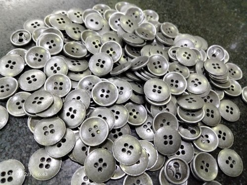 Plain Plastic Silver Buttons, Size : Standard