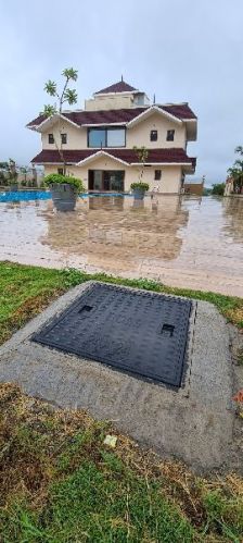 Boss Silk Chamber Cover, For Home, Technics : Embroidery Work