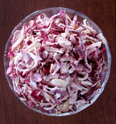 Dehydrated Pink Onion Flakes, For Cooking, Packaging Type : Plastic Packets