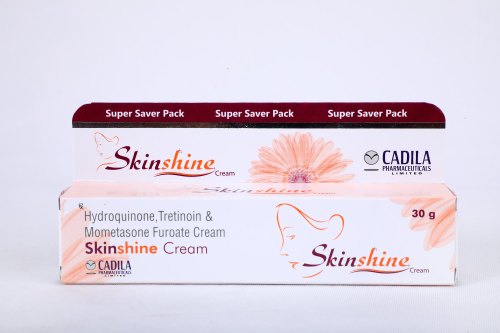 Hydroquinone Tretinoin & Mometasones Furoate Cream