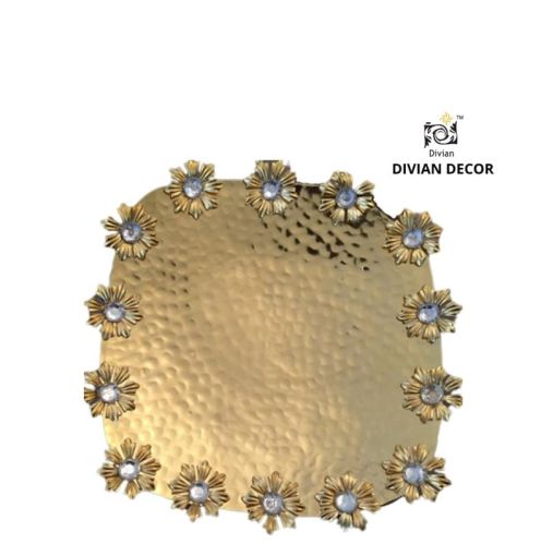 Divian Decor Hammered Metal Platter, Color : Golden