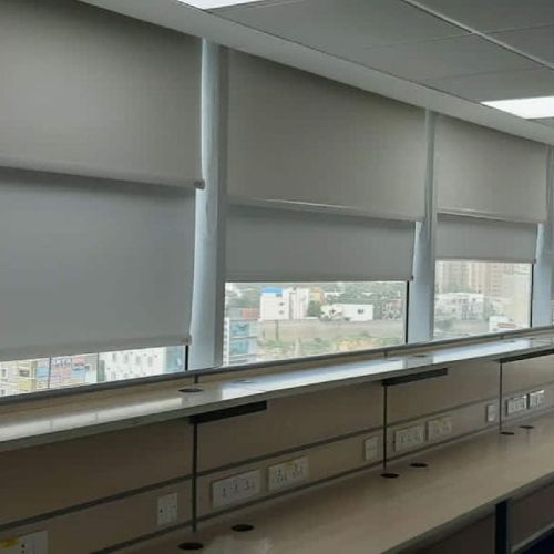 Horizontal Plastic Roller Blind, For Balcony, Window, Size : Multisize