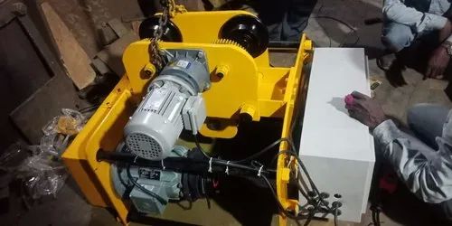 1 Ton Electric Wire Rope Hoist, For Weight Lifting, Power : 1-3kw