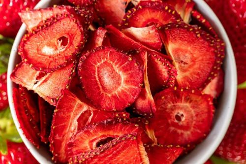 Dehydrated Strawberry, For Human Consumption, Packaging Type : PP Bags