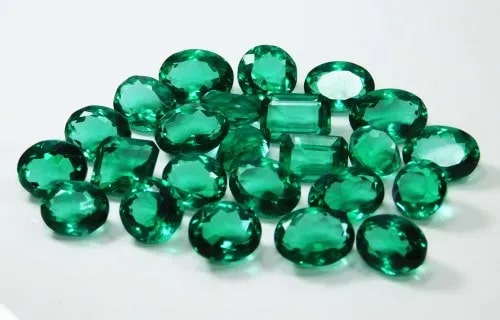 Polished Certified Emerald Gemstone, For Jewellery, Size : Standard