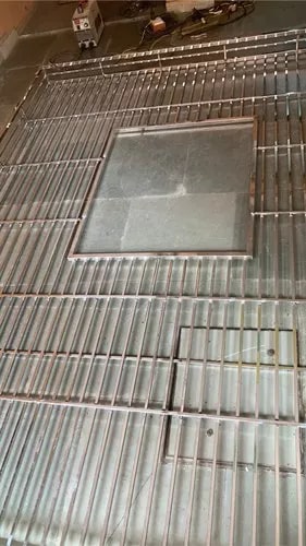 Polished Stainless Steel Jali, For Construction, Technique : Welded Mesh