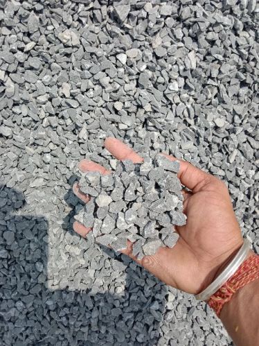 Fine Quality 10mm Stone Chip, For Construction, Size : 5-10mm