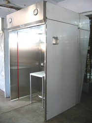 Electric Sampling and Dispensing Booth, For Laboratory, Voltage : 220V