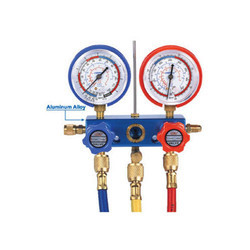 Manifolds Pressure Gauge, Display Type : Analog