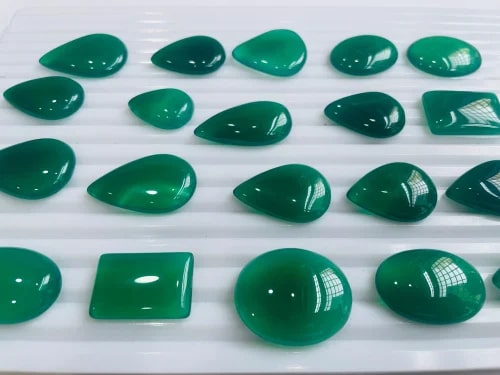 Polished Onyx Gemstones, For Jewellery, Size : Standard