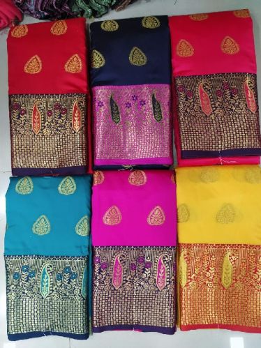 Full Sleeves Chit Pallu Lichi Silk Saree