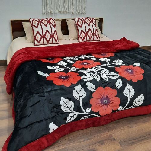 Cotton Double Bed Quilt, Feature : Impeccable Finish, Comfortable